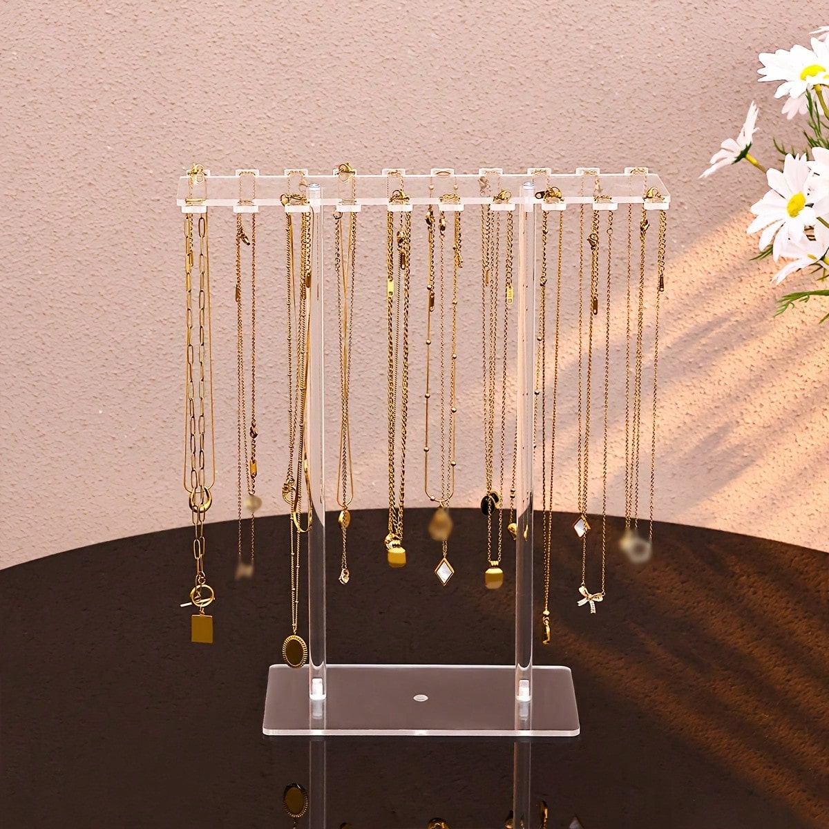 1 buah Penyangga Kalung Akrili - Al Ain Jewelry & Watches Exhibition 2025 ulasan dan harga